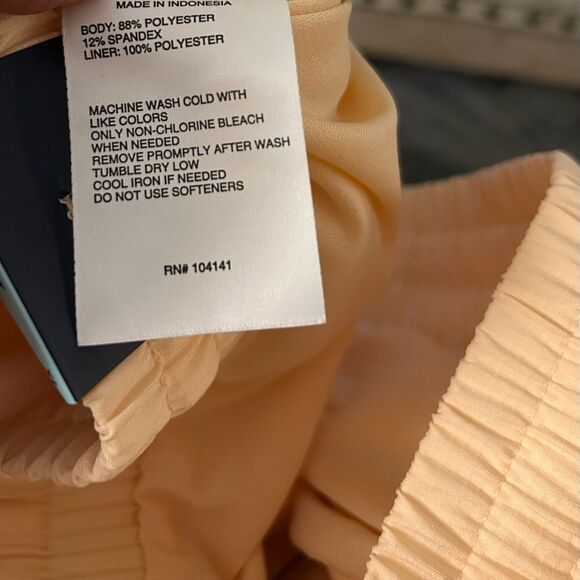 DSG Women's illuminated Peach MidRise Stride Shorts Size XL New with Tags 3 Inch - Picture 6 of 11